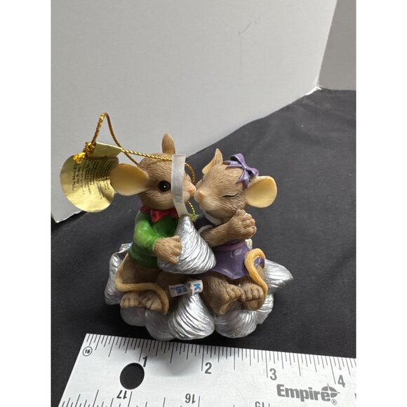 The Bradford Exchange 2011 Charming Tails Hersheys Kiss Ornament The More Kisses - Picture 7 of 7
